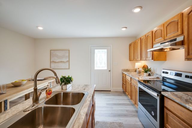 116 Fairground Drive, Waverly, TN 37185