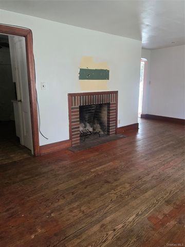 54 W 13th Street, Huntington Station, NY 11746