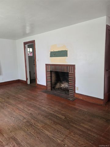 54 W 13th Street, Huntington Station, NY 11746