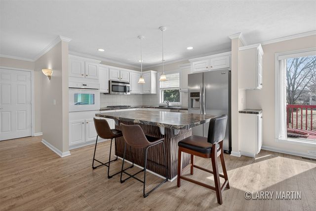 4328 Del Mar Drive, Wyoming, MI 49418