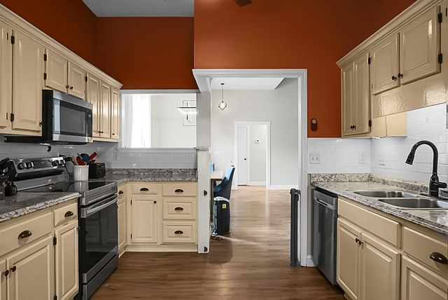 601 Salterton Street, Summerville, SC 29485