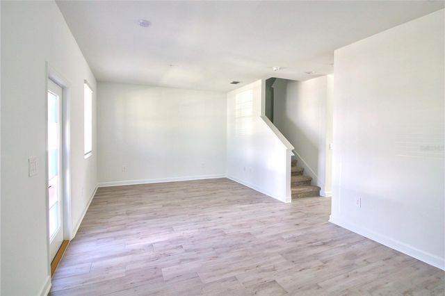 11425 LISTENING DRIVE, Orlando, FL 32832