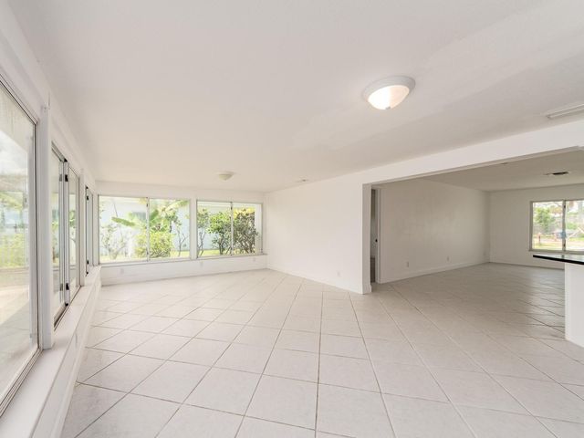 720 115TH AVENUE, Treasure Island, FL 33706