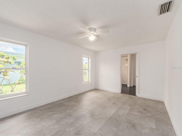 720 115TH AVENUE, Treasure Island, FL 33706
