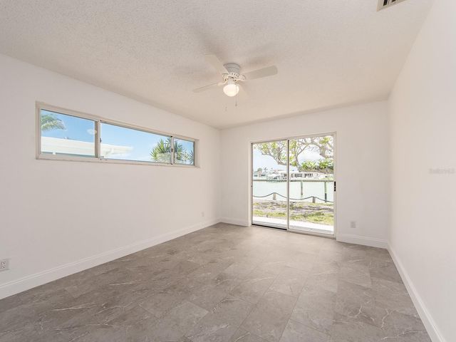 720 115TH AVENUE, Treasure Island, FL 33706