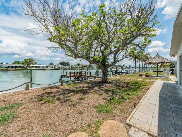 720 115TH AVENUE, Treasure Island, FL 33706