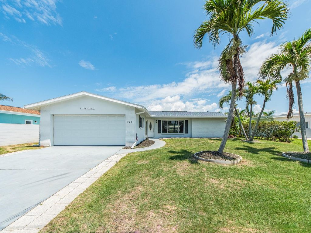 720 115TH AVENUE, Treasure Island, FL 33706