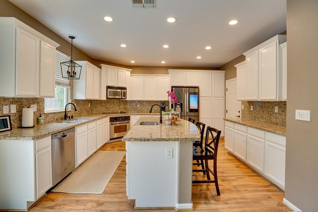 7524 Colbert Dr, Rancho Murieta, CA 95683