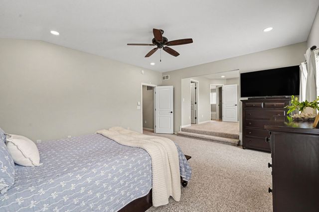 2873 Lauren Meadows Drive, Hebron, KY 41048