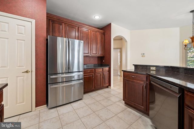 27 MISSION WAY, Barnegat, NJ 08005