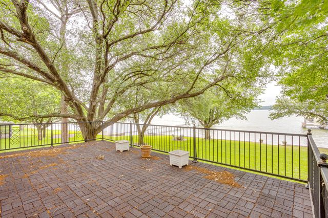 10814 Power Squadron Road, Azle, TX 76020
