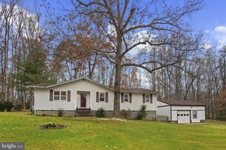 11013 FOREST HOLLOW DR, Bumpass, VA 23024