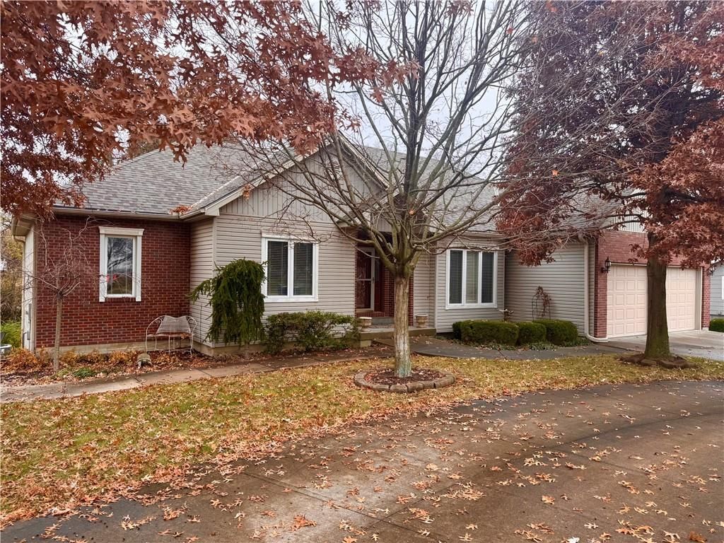 1508 Ridgeway Drive, Liberty, MO 64068