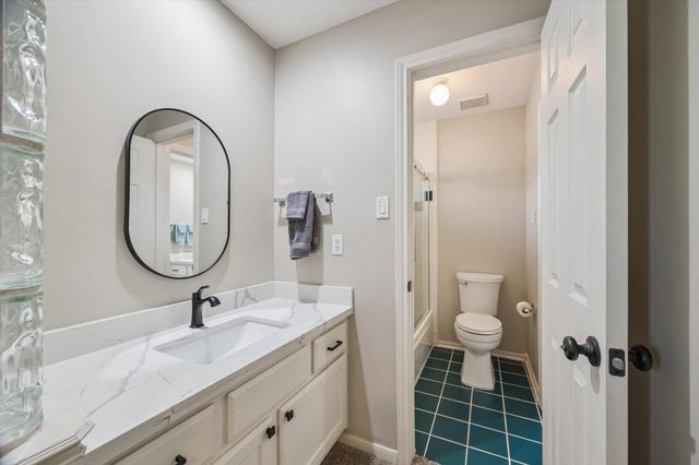 103 Chatsworth Circle, Sugar Land, TX 77479