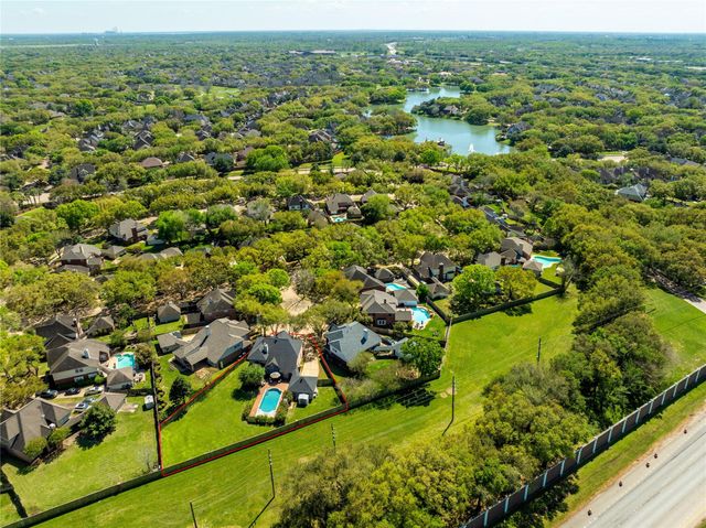 103 Chatsworth Circle, Sugar Land, TX 77479