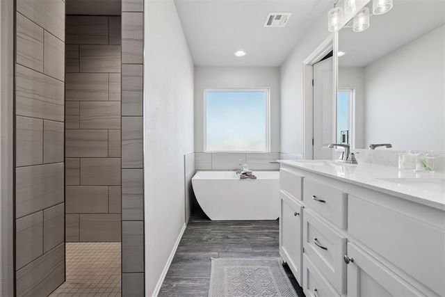 2827 NW Cheyenne Way, Piedmont, OK 73078