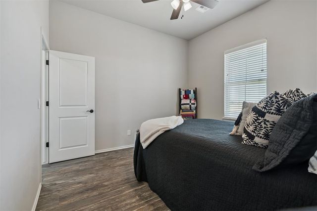 2827 NW Cheyenne Way, Piedmont, OK 73078