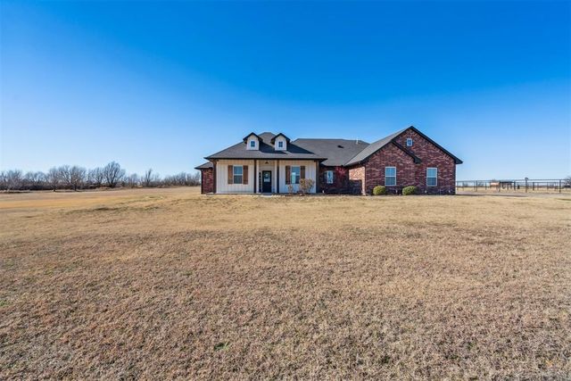 2827 NW Cheyenne Way, Piedmont, OK 73078