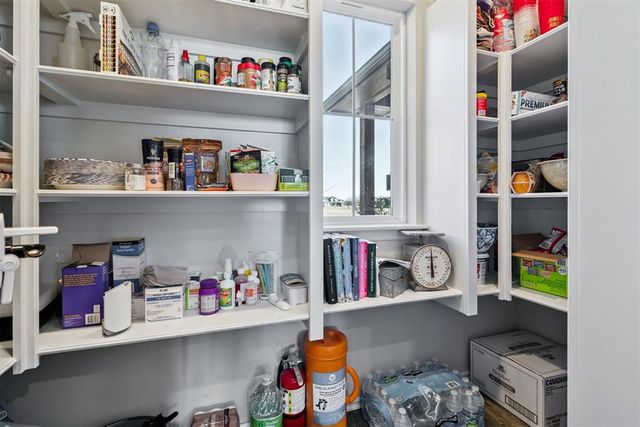 2827 NW Cheyenne Way, Piedmont, OK 73078