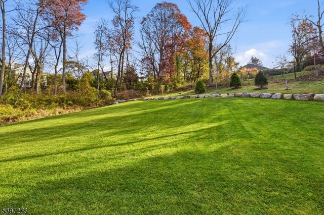 354 Beaufort Ave, Livingston Twp., NJ 07039