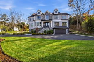 354 Beaufort Ave, Livingston Twp., NJ 07039