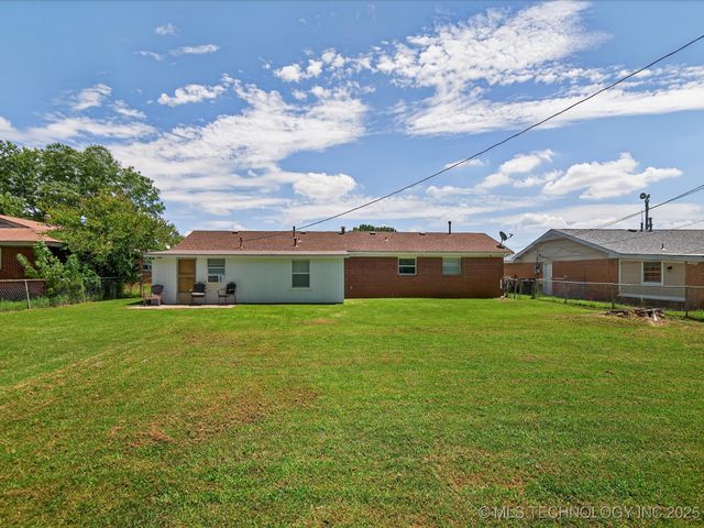 521 Lahoma, Bartlesville, OK 74003