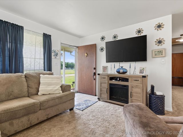 521 Lahoma, Bartlesville, OK 74003