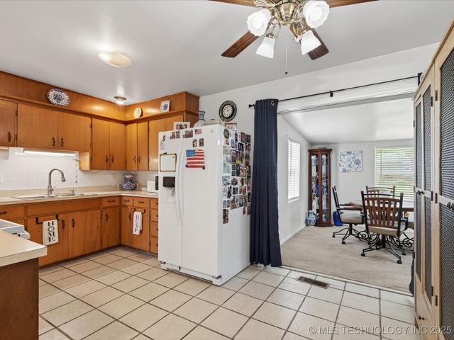 521 Lahoma, Bartlesville, OK 74003