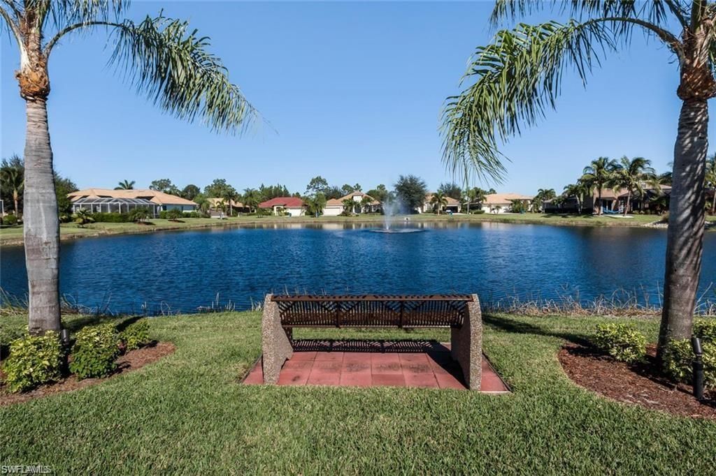 10601 Sir Michaels Place DR, BONITA SPRINGS, FL 34135 — photo 5