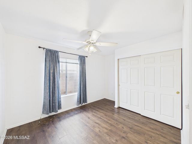 8932 N Spinel Place, Tucson, AZ 85742