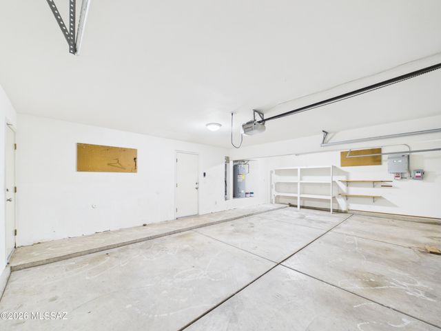 8932 N Spinel Place, Tucson, AZ 85742