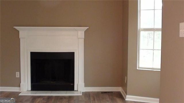 3845 Laurel Brook Lane, Snellville, GA 30039