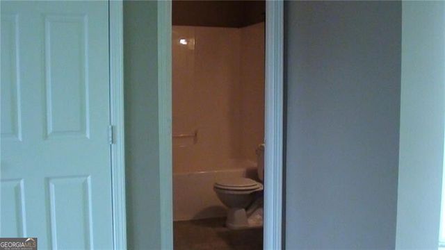 3845 Laurel Brook Lane, Snellville, GA 30039