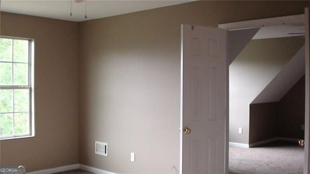 3845 Laurel Brook Lane, Snellville, GA 30039