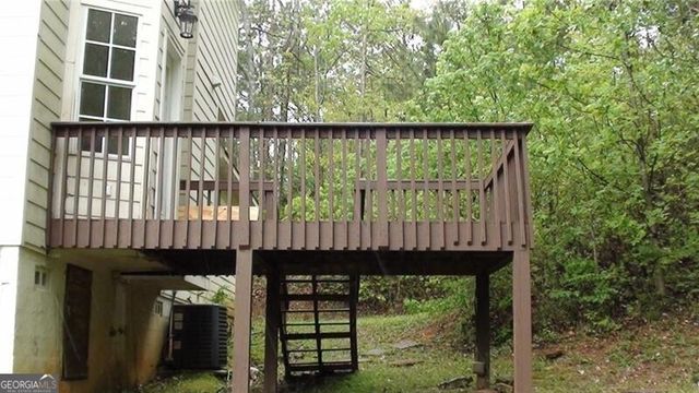 3845 Laurel Brook Lane, Snellville, GA 30039