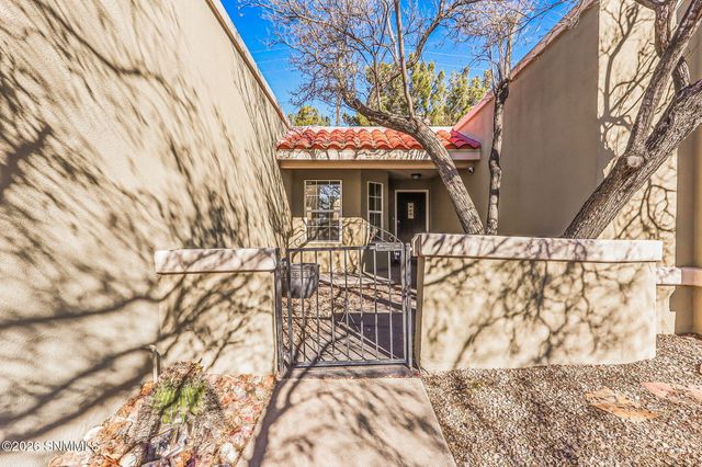 3102 Pebble Beach Road, Las Cruces, NM 88011