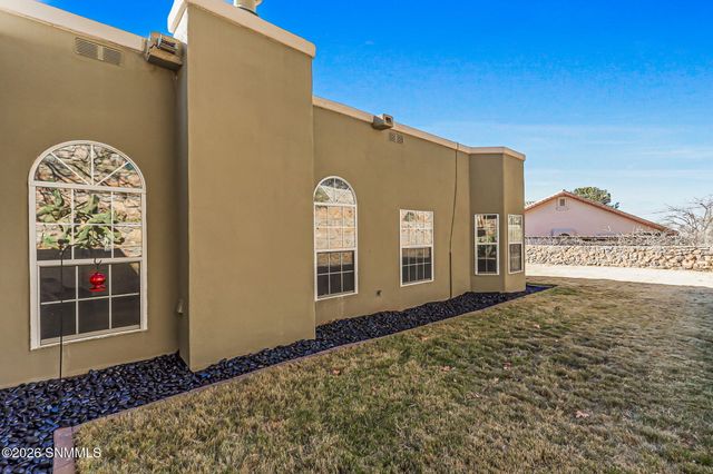 3102 Pebble Beach Road, Las Cruces, NM 88011