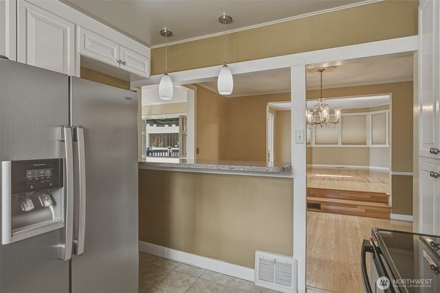 3242 36th Avenue W, Seattle, WA 98199