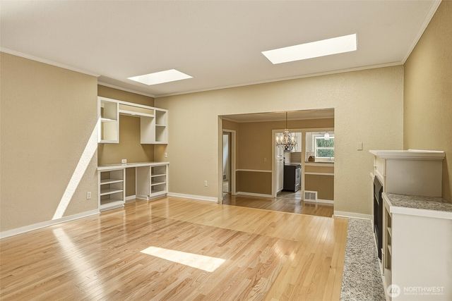 3242 36th Avenue W, Seattle, WA 98199