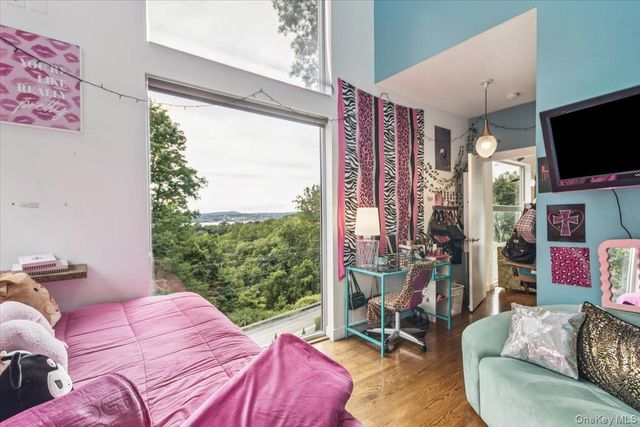 19 Melzingah Reservoir Road, Beacon, NY 12508