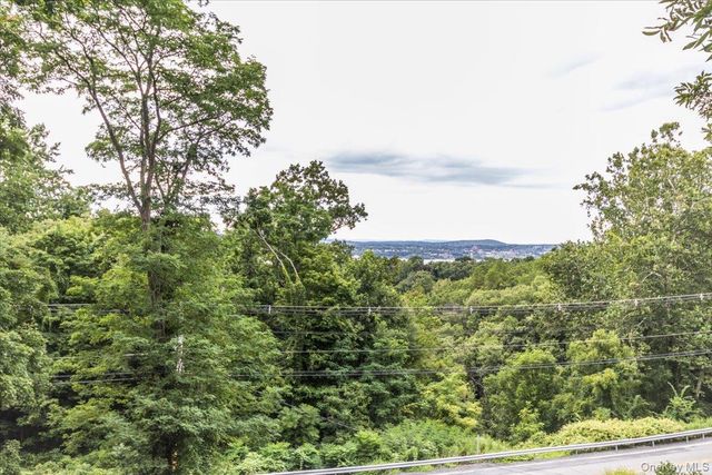 19 Melzingah Reservoir Road, Beacon, NY 12508