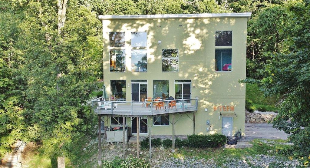 19 Melzingah Reservoir Road, Beacon, NY 12508