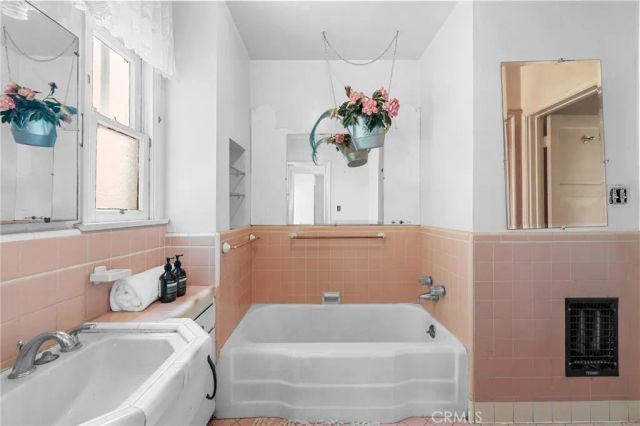 5456 Via San Delarro Street, Los Angeles, CA 90022