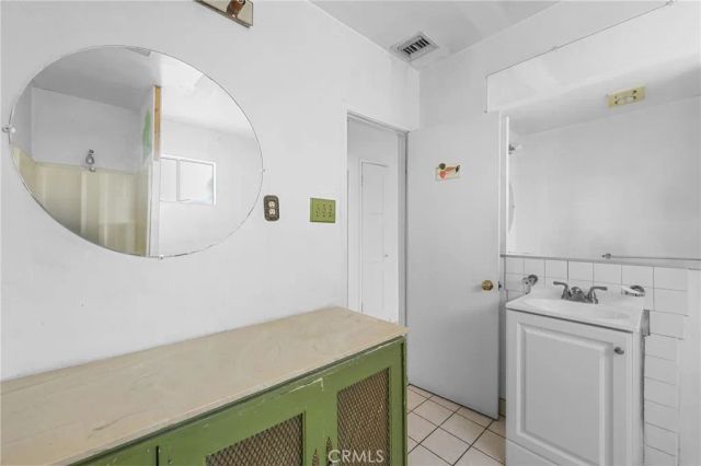 5456 Via San Delarro Street, Los Angeles, CA 90022