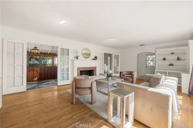 5456 Via San Delarro Street, Los Angeles, CA 90022
