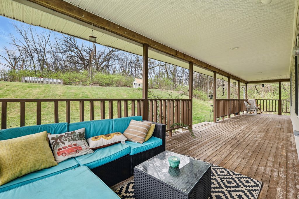 14848 NE White Oak Drive, Elkhart, IA 50073