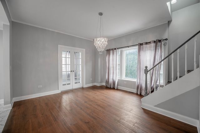 7715 S Oglesby Avenue, Chicago, IL 60649