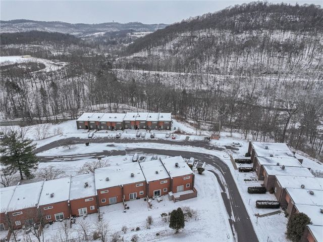 127 RIVERMONT COURT, Harmar, PA 15024