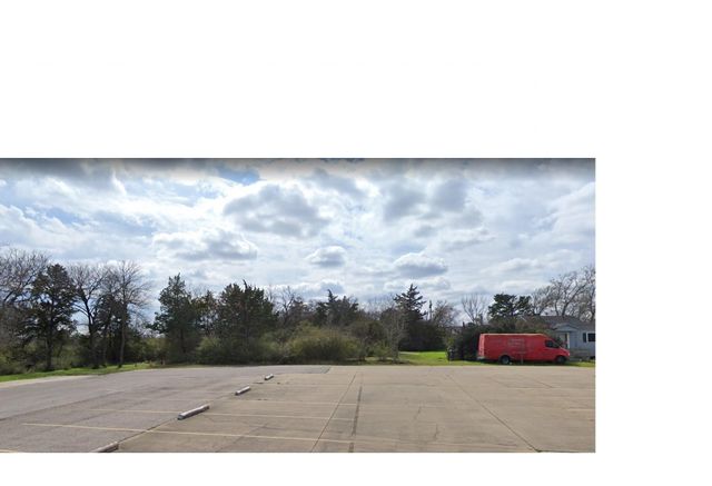 1323 Emily Street, Dallas, TX 75203