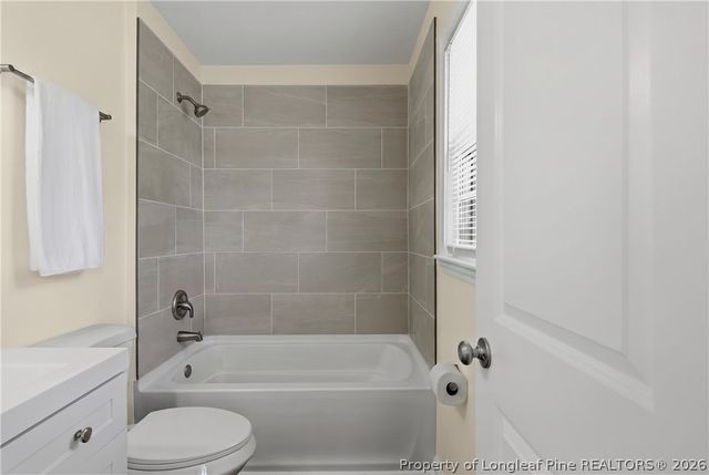839 Fresno Drive, Fayetteville, NC 28303